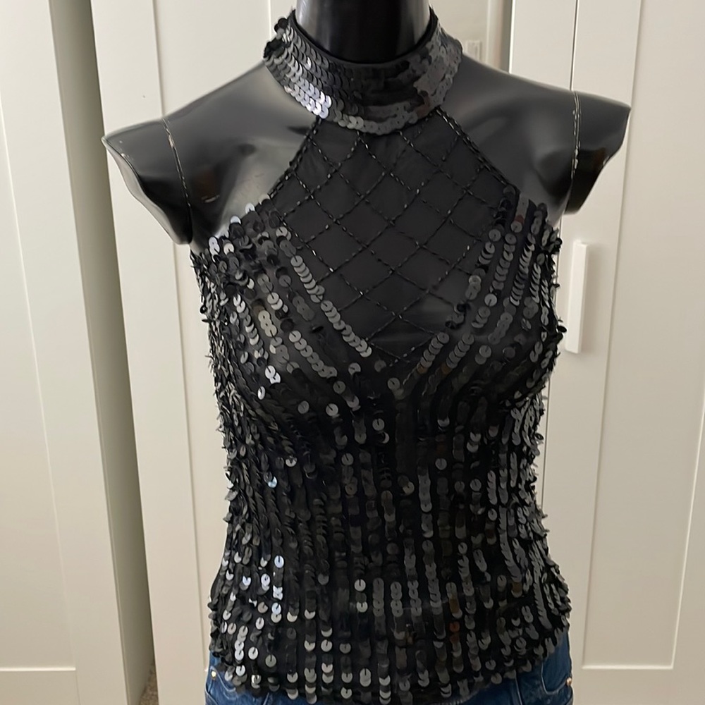 Simple Yet Stunning. - image 1